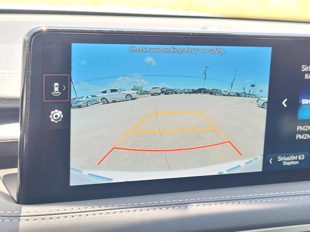 Used 2025 Genesis G70 2.5T RWD image 21