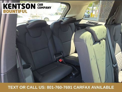 Used 2025 Volvo XC90 B5 Plus AWD/4WD image 7
