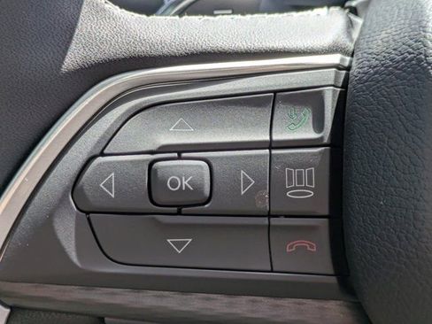 New 2025 Jeep Grand Cherokee L Altitude image 22