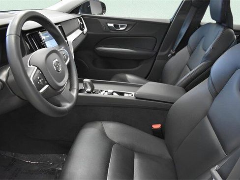 Used 2025 Volvo S60 B5 Core image 24