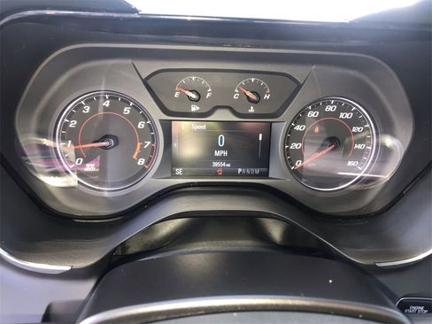 Used 2018 Chevrolet Camaro LT image 15