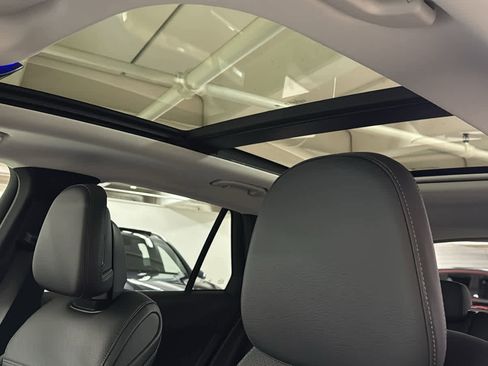 New 2025 Mercedes-Benz GLC 350e 4MATIC image 25