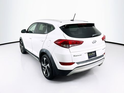 Used 2017 Hyundai Tucson Sport FWD image 5