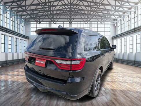 Used 2024 Dodge Durango R/T RWD image 3