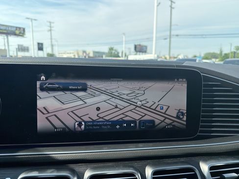Used 2026 Mercedes-Benz GLE 580 4MATIC image 29