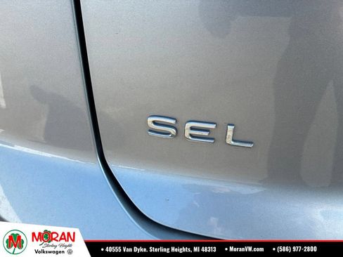 Used 2023 Volkswagen Atlas Cross Sport SEL AWD/4WD image 6