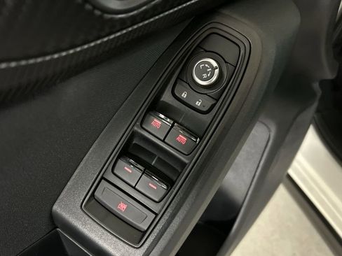 Certified 2022 Subaru Crosstrek 2.0i Premium image 16