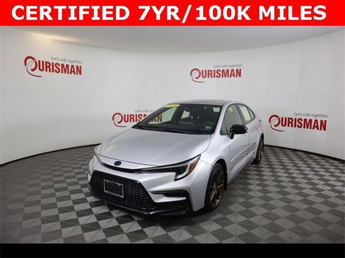Used 2024 Toyota Corolla SE w/ Convenience Package image 2