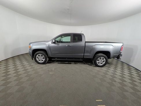 Used 2020 GMC Canyon SLE w/ Driver Alert Package image 14