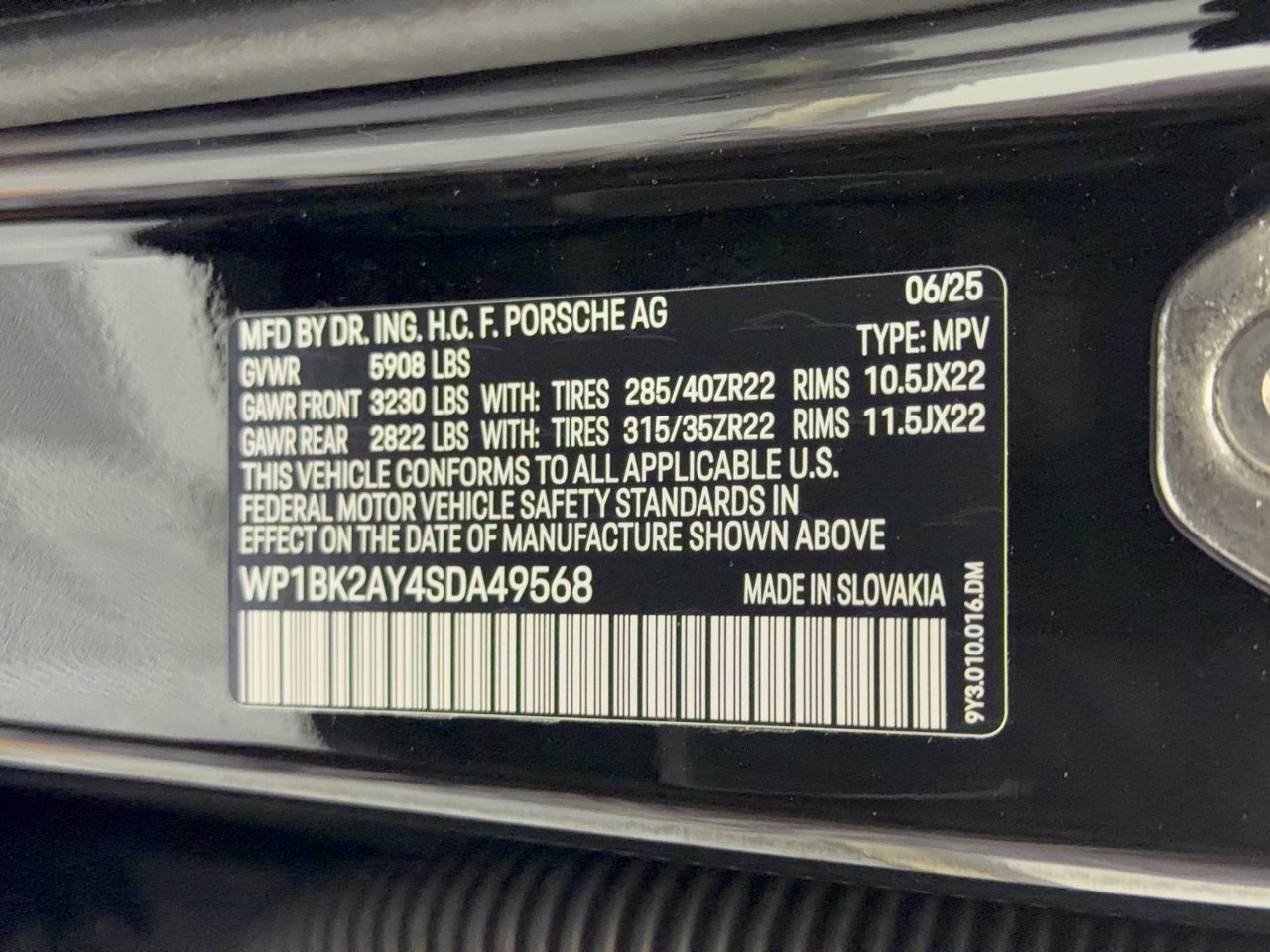 Certified 2025 Porsche Cayenne Turbo GT AWD/4WD image 34