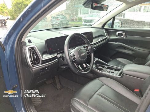 Used 2024 Kia Sorento S AWD/4WD image 18