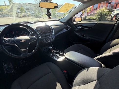 Used 2021 Chevrolet Malibu RS FWD image 10