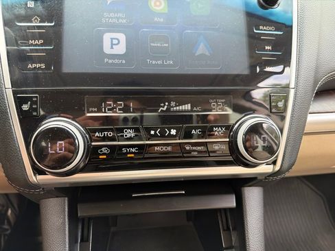 Used 2018 Subaru Outback 2.5i Limited AWD/4WD image 12