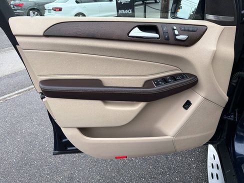 Used 2017 Mercedes-Benz GLS 450 4MATIC w/ Premium Package image 44