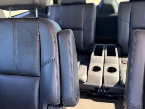Used 2007 Chevrolet Tahoe LTZ w/ LTZ Preferred Equipment Group RWD image 10
