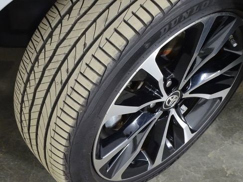 Used 2017 Toyota Corolla SE image 34