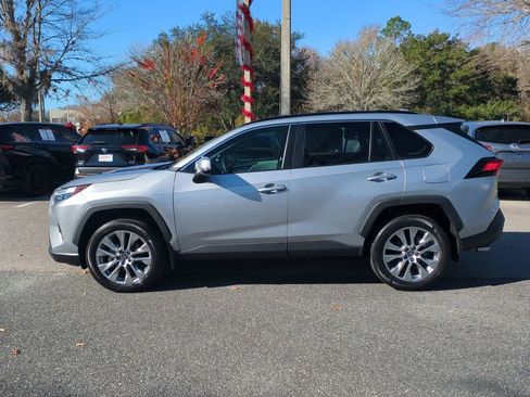 Used 2024 Toyota RAV4 XLE Premium image 8