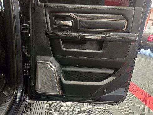 Used 2019 RAM 2500 Limited AWD/4WD image 38