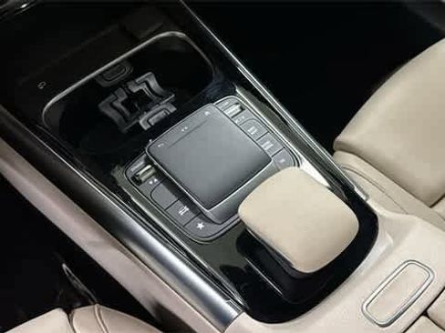 Used 2022 Mercedes-Benz GLA 250 GLA 250 image 25