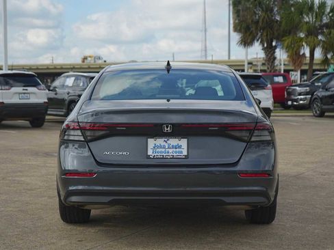 Used 2023 Honda Accord EX image 5
