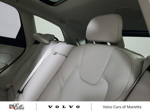 Certified 2026 Volvo XC60 B5 Ultra w/ Protection Package Premier image 14