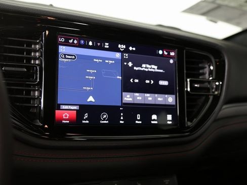 Used 2025 Dodge Durango R/T w/ Blacktop Package image 20