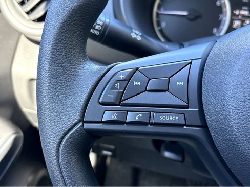 New 2025 Nissan Kicks Play S FWD image 11