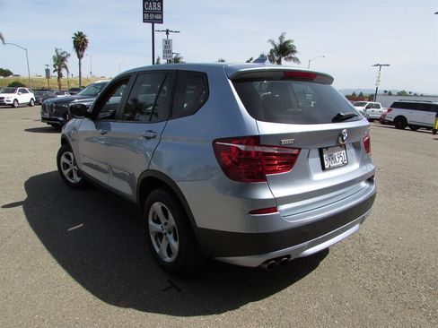 Used 2011 BMW X3 xDrive28i AWD/4WD image 3
