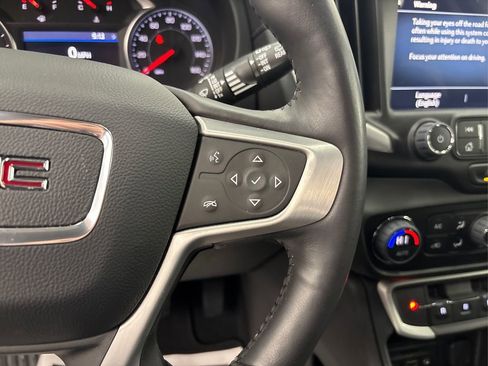 Used 2022 GMC Terrain SLT image 28
