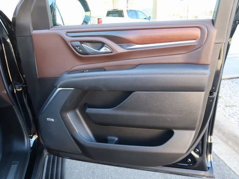 Used 2022 GMC Yukon Denali image 41