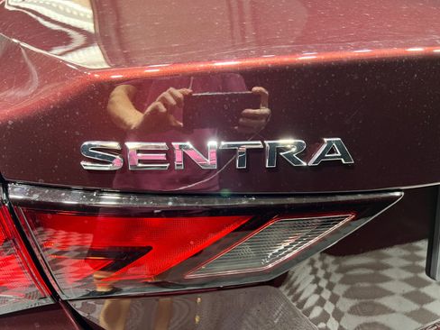 New 2025 Nissan Sentra SV image 24