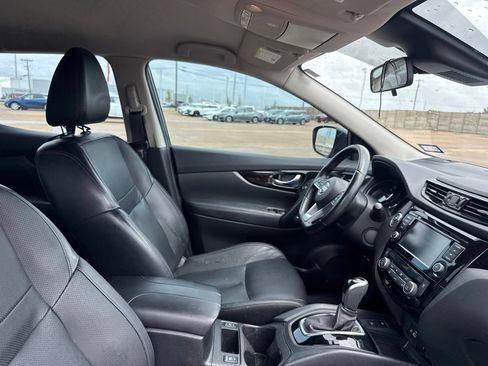 Used 2022 Nissan Rogue Sport SL FWD image 27
