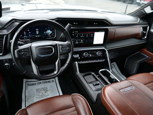 Used 2025 GMC Sierra 2500 Denali Ultimate image 26