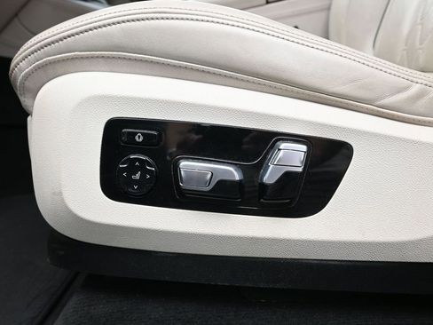 Used 2020 BMW X5 M50i w/ Executive Package AWD/4WD image 16