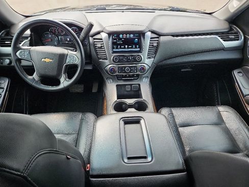 Certified 2020 Chevrolet Suburban LT AWD/4WD image 31