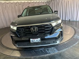 Used 2024 Honda Pilot Touring video 2