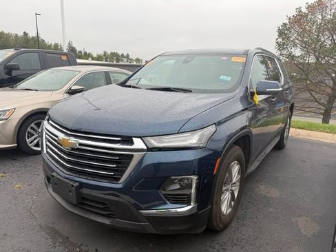 Used 2023 Chevrolet Traverse LT w/ LPO, Floor Liner Package AWD/4WD image 2