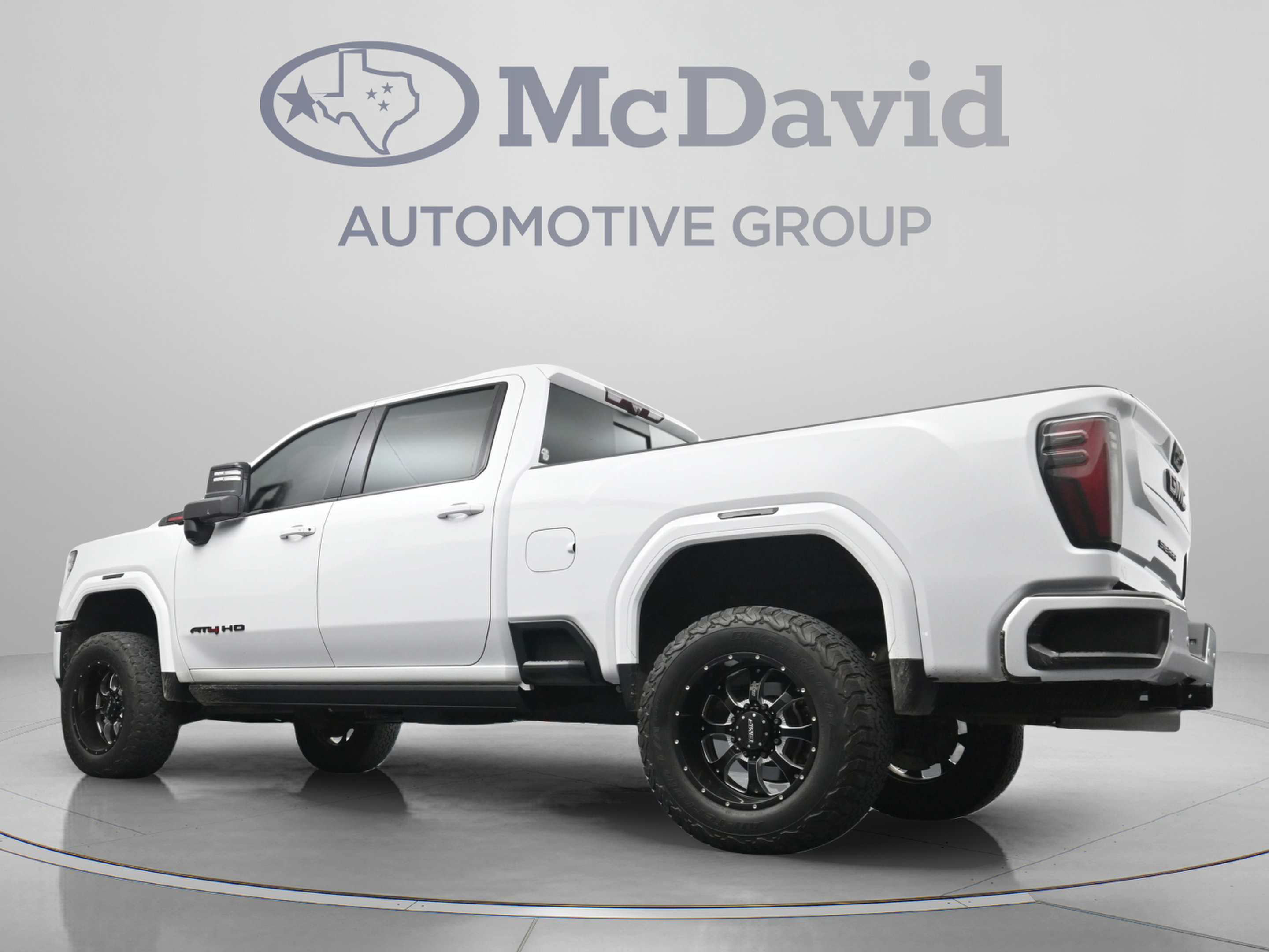 Used 2024 GMC Sierra 2500 AT4 w/ AT4 Premium Plus Package AWD/4WD image 29