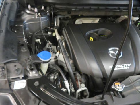 Used 2019 MAZDA CX-5 Touring image 48