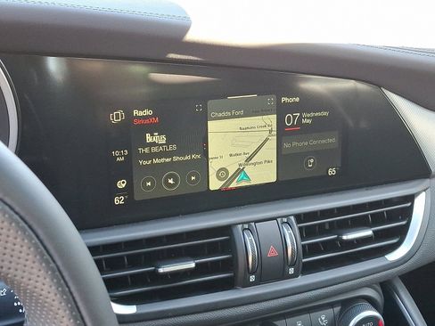 Used 2024 Alfa Romeo Giulia Veloce image 11