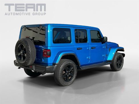 Used 2021 Jeep Wrangler Unlimited Sahara image 7