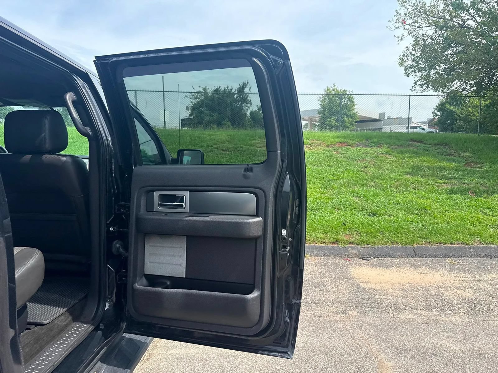 Used 2013 Ford F150 Raptor w/ Luxury Equipment Group AWD/4WD image 15