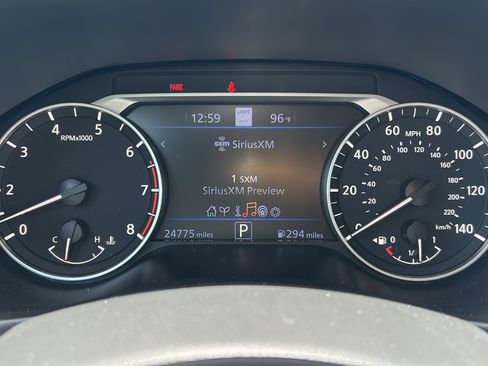 Used 2025 Nissan Altima 2.5 SV w/ SV Premium Package FWD image 25