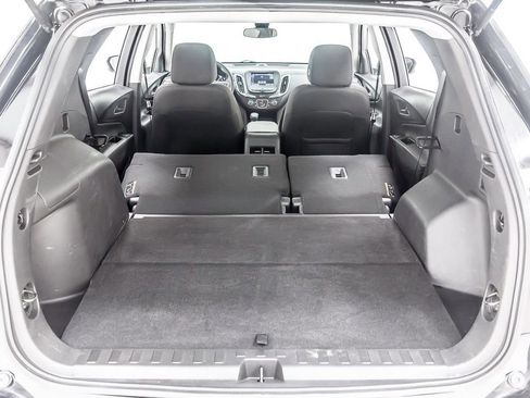 Used 2023 Chevrolet Equinox LT image 38