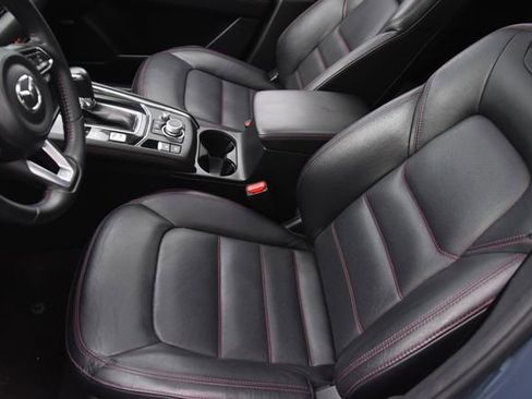 Used 2025 MAZDA CX-5 Carbon Edition image 16