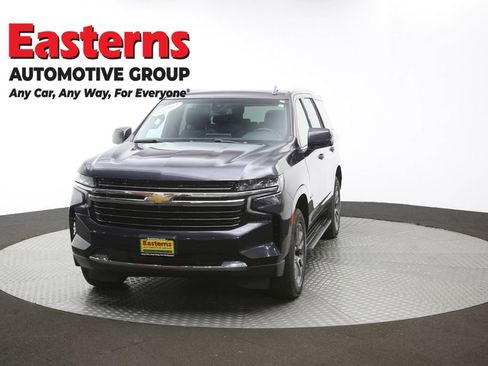 Used 2022 Chevrolet Tahoe LT w/ Luxury Package image 60