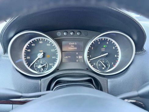 Used 2012 Mercedes-Benz GL 450 4MATIC image 19