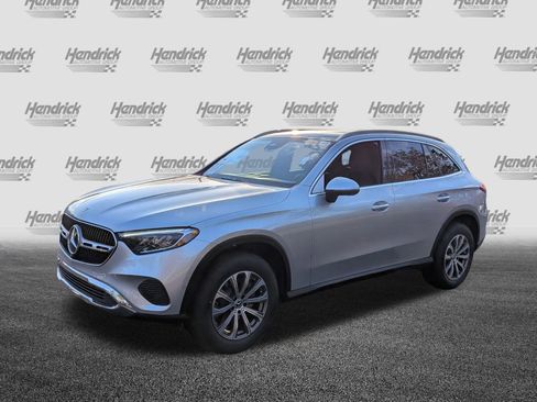 New 2026 Mercedes-Benz GLC 300 image 5