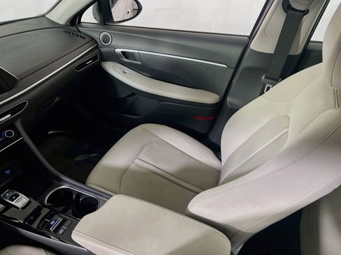 Used 2023 Hyundai Sonata SE FWD image 21