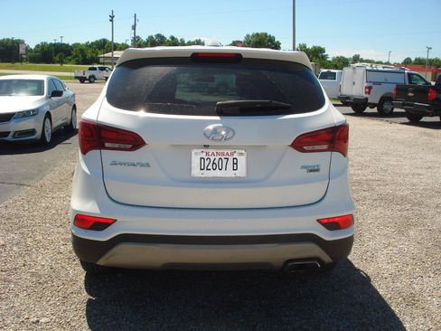 Used 2017 Hyundai Santa Fe Sport AWD/4WD image 7